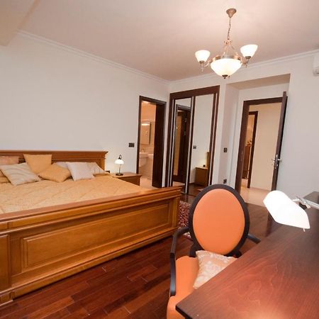 St.George Apartments Petrovac Ngoại thất bức ảnh
