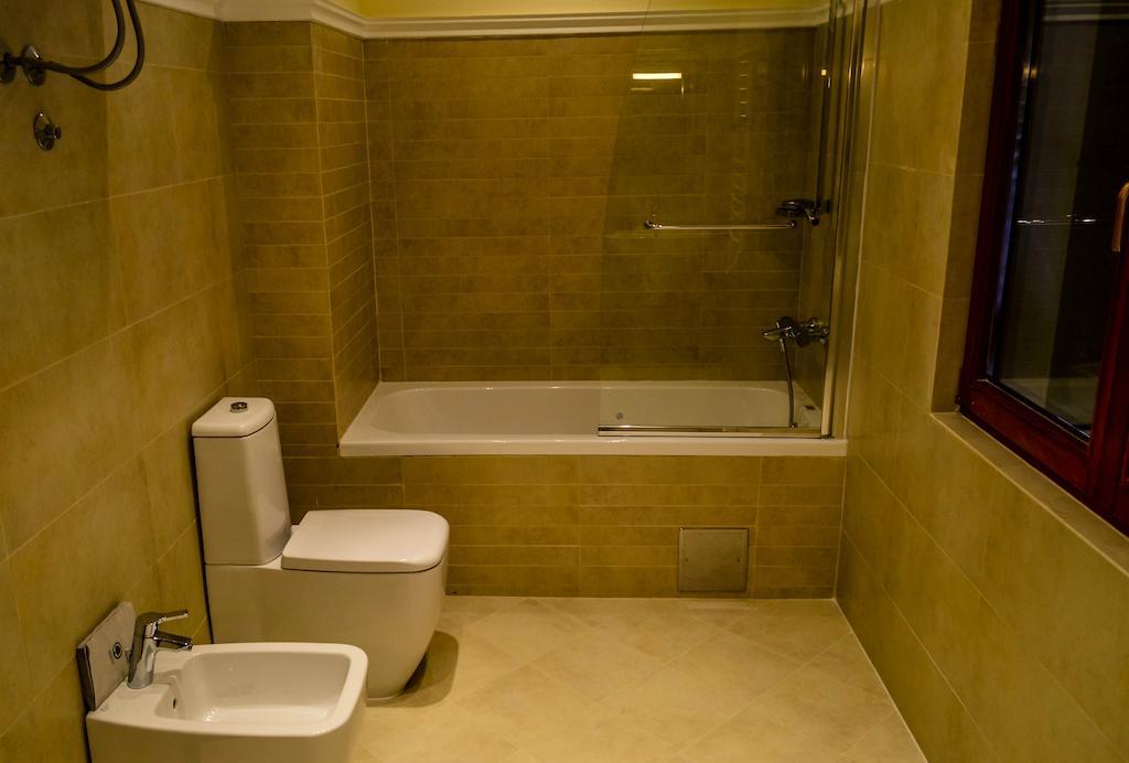 St.George Apartments Petrovac Ngoại thất bức ảnh