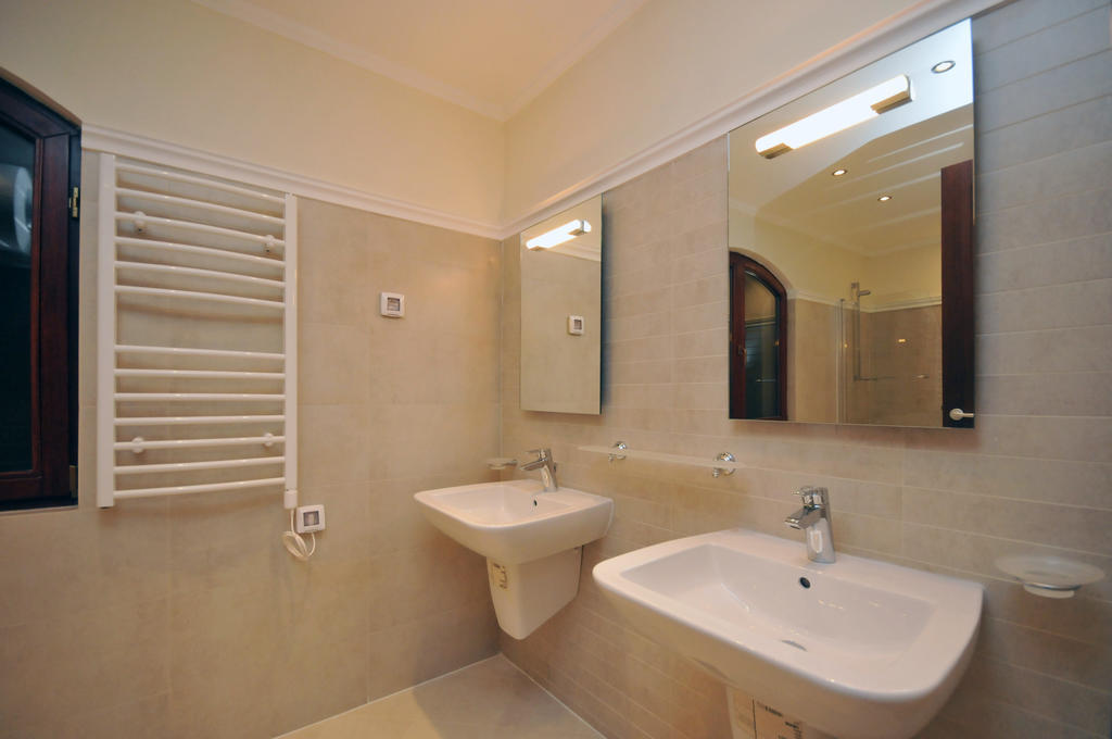 St.George Apartments Petrovac Phòng bức ảnh